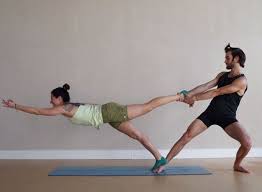 Yoga Poses With Friends Pilates Two People Yoga Poses Yoga Poses For Two Couples Yoga Poses