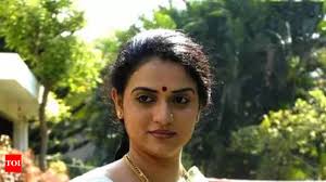 Pavithra Lokesh lodges complaint with cyber police | Kannada Movie News -  Times of India
