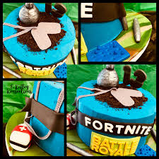 Birthday Cake For Teenager Boy Fortnite Cake 13th Birthday Cake Teenager Birthday Cake Birthday Cake For Boys Teenager Birthday Boy Birthday Cake Teenage Birthday Party