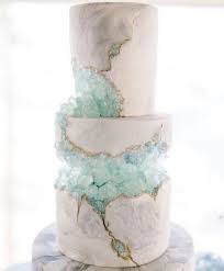 This great wedding cake flavors is pulling at our. Top 7 Des Wedding Cakes Les Plus Originaux Feerie Cake Wedding Cake Flavors Geode Cake Fondant Wedding Cakes