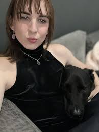 Scarlett Dillon's Instagram, Twitter & Facebook