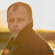 Mike Batson's Instagram, Twitter & Facebook