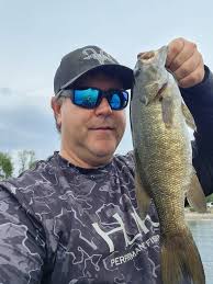 Low water levels at day boat launch