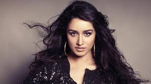 shraddha kapoor height weight age size family biography