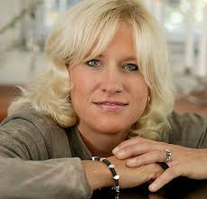 Pianist Carol Conrad Press Photos