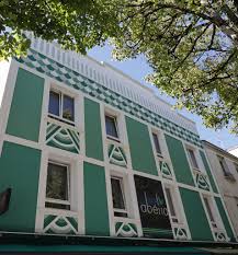 File:Lorient - 64, Avenue Jean Jaurès - 8Y4A8960b.jpg - Wikimedia Commons