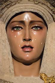 Periodista Cofrade: LA VIRGEN DEL ROSARIO DEL POLÍGONO DE SAN PABLO,  EXPUESTA EN BESAMANOS