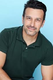 Songyi Park's Instagram, Twitter & Facebook