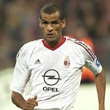 Rivaldo says that neymar's recent comments about a possible reunion with messi clearly indicate that psg plan to try to sign the barcelona captain. Brazil Veteran Rivaldo Leaves Angolan Club Rediff Sports