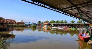 Destinasi wisata terbaru, kekinian & terhits dikunjungi wisatawan. Villa Kancil Kampoeng Sunda Adventure