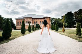 Maybe you would like to learn more about one of these? Sedinta Foto Love The Dress La Palatul Mogosoaia Aura Si Valentin Bogdan Neagoe