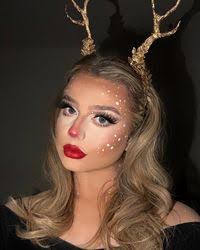 Annie Christ (zombiegirl2012)