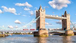 The bridge opened to pedestriansin december 1866, and the 1,057ft. Azaan Echoes At London S Iconic Monument Tower Bridge