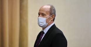 Perdó total que concedeix el govern d'un país als presos condemnats per alguna mena de delictes, generalment als presos polítics.sin: Que Es Un Indulto Significado Diferencia Con La Amnistia Y Requisitos Para Ser Indultado En Espana Noticias De Nacional En Diario De Navarra