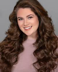 How about a round of applause for Emma Terry (picture, left). Emma- Miss  Hoover (Emma is from Leeds, AL) finished as the 4th runner-up at last  night's Miss America pageant (Miss New