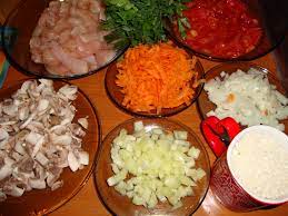 Asadar, pregateste pentru tine si familia ta pilaf de orez cu pui si ciuperci, pentru a te bucura de o mancare bogata, delicioasa si sanatoasa. Pilaf De Orez Cu Piept De Pui La Cuptor Scn Cuisine