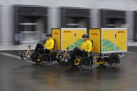 Made In Holland Cubicycle Das Cubicycle Wurde In Den Niederlanden Entwickelt Und 2015 Im Dhl Netzwerk Eingefuhrt E Bike Lastenfahrrad Fahrrad