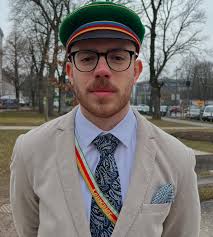 Wir beenden unsere Vorstellung mit unserem Consenior wie auch dem  Fuchsmajor für dieses Wintersemester. Lukas Berger-Söllinger v/o Bibamus xx  Maximilian Pointner v/o Radetzky fm Du hast Fragen zu uns oder was genau