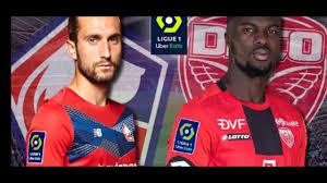 Dijon tente de se relancer depuis derrière, mais le pressing de lille est payant. Kk5udttt9absbm