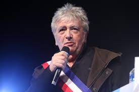 Rire et chansons est une radio française du groupe nrj. L Humoriste Jean Yves Lafesse Est Mort A L Age De 64 Ans Actu