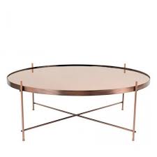 En plus, c`est une table basse. Table Basse Cuivree Ronde Cupid Xxl En Acier Zuiver