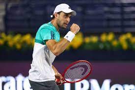 1993 yılının eylül ayında dünyaya gelmiştir. Atp Dubai Aslan Karatsev Beendet Erfolgslauf Von Andrey Rublev Tennisnet Com