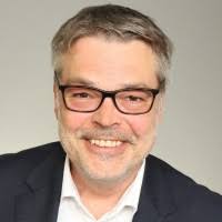 1200+ "Lindt" profiles