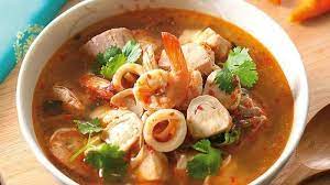 Persis dengan penamaannya tom yang berarti proses perebusan dan yam mengacu pada bumbu khas thailand. Resep Tom Yam Soup Ala Thailand Dengan 3 Bumbu Sederhana Ditambah Ebi Tribun Bali
