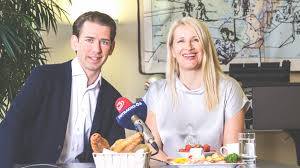 Es zeigt sich, dass die freunde und spender von sebastian kurz weit mehr als dies sind; Sebastian Kurz Fruhstuckt Mit Claudia Stockl O3 Sendungen