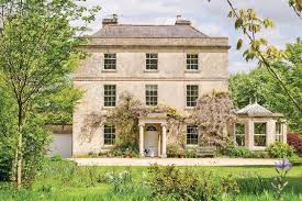Classic Georgian Cotswold House White Front Door The Best Front Door Colours To Paint Cotswold Houses Part Georgian Homes Cotswold House English Country House