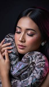 Embrace your unique beauty! Snake skin tones are the perfect canvas for  bold and vibrant styles. 🐍✨ #BeautyInDiversity""From the runway to the  streets, snake skin tones are taking over the beauty scene!