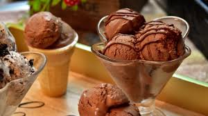 آيس كريم بثلاث مكونات بنكهة الشكولاته والاوريو.. أسهل وانجح وصفه  Three-ingredient ice cream - YouTube