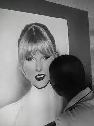 here's a graphife drawing of Queen Taylor im working