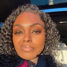 What is the identity of a pill with an M imprint and a number starting with  2?