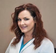 Leigh Bailey's Instagram, Twitter & Facebook