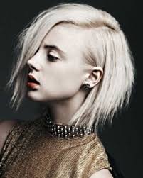 The easiest bob haircut ever with a razor. 15 Short Razor Haircuts