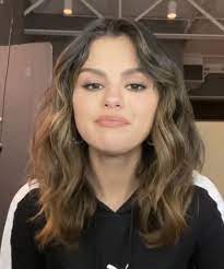 Selena Gomez In Puma January 2020 Selena Gomez Hair Color Selena Gomez Hair Hairstyle