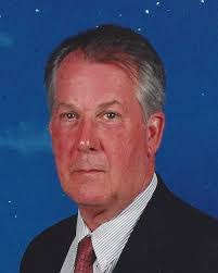 Albert Lenz's Instagram, Twitter & Facebook