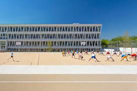 Check spelling or type a new query. Deutsche Schule In Madrid Glas Bildung Baunetz Wissen