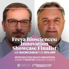 Julie Elm's Instagram, Twitter & Facebook