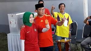 | jersey timnas jerman away piala dunia 2018 grade ori. Masuk Tps Ridwan Kamil Kenakan Jersey Timnas Spanyol Istrinya Pakai Timnas Portugal Tribunnews Com Mobile