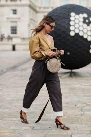 The Best Of London Fashion Week Street Style All In One Place London Fashion Week Street Style Cool Street Fashion London Fashion Week 2017