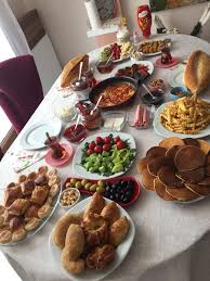 Pazar Kahvaltisi Yemek Pornosu Yemek Sunumu Yiyecek Fikirleri