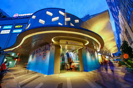 Tampines 1 is a mall which isn't easy to capture the beauty. Tampines Mall Capitaland