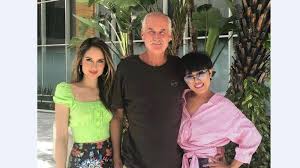 Setelah cinta sejati liz taylor. Pekerjaan Michael Kiehl Terbongkar Penyebab Ayah Cinta Laura Dianggap Orang Penting Di Indonesia Tribun Jambi