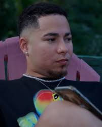 Tercer día de filmación done ✓ Grabaciones del cortometraje “Ahogándome en  un mar profundo de silencio” 🎬 Muchas gracias al Rancho Guayacán en Coamo,  Puerto Rico por darnos la oportunidad de utilizar