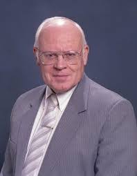 Douglas Kay's Instagram, Twitter & Facebook