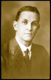 Vincent Welsh's Instagram, Twitter & Facebook