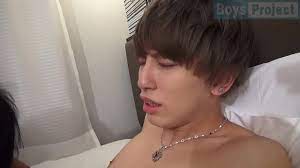 極太デカチンコのジャニ系ノンケ君が男にフェラされ顔を真っ赤にしながら射精！japanese gay porn - XVIDEOS.COM