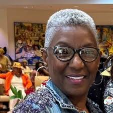 Sandra Gray (@sgovintage)